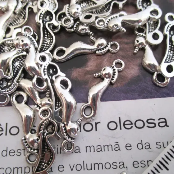 Lote 30 Pendentes Cavalos -...