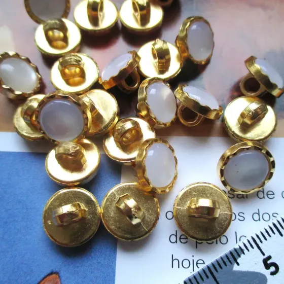 Lote 96 Botões 11mm -...