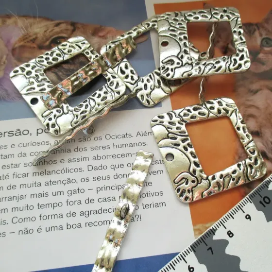 Lote 4 Fechos - EC374PT