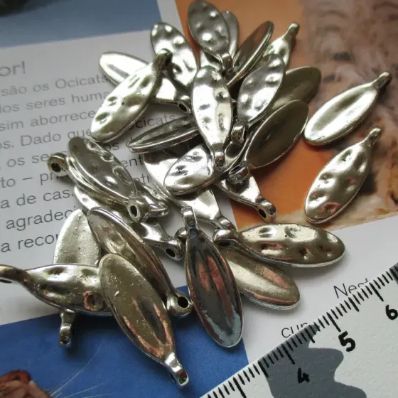 Lote 28 Pendentes - EC376PT