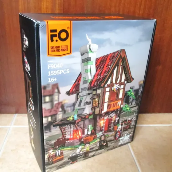 Lumibricks Forge House...