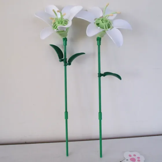 Flores Decorativas em...